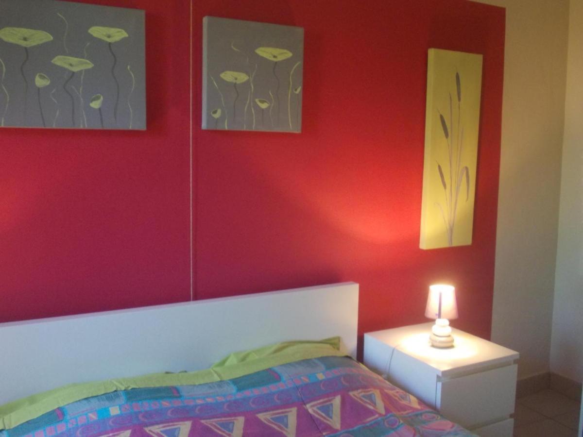 Apartment Foyti *